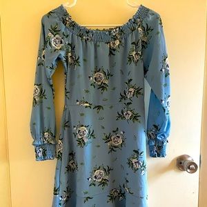 Women floral dress in blue